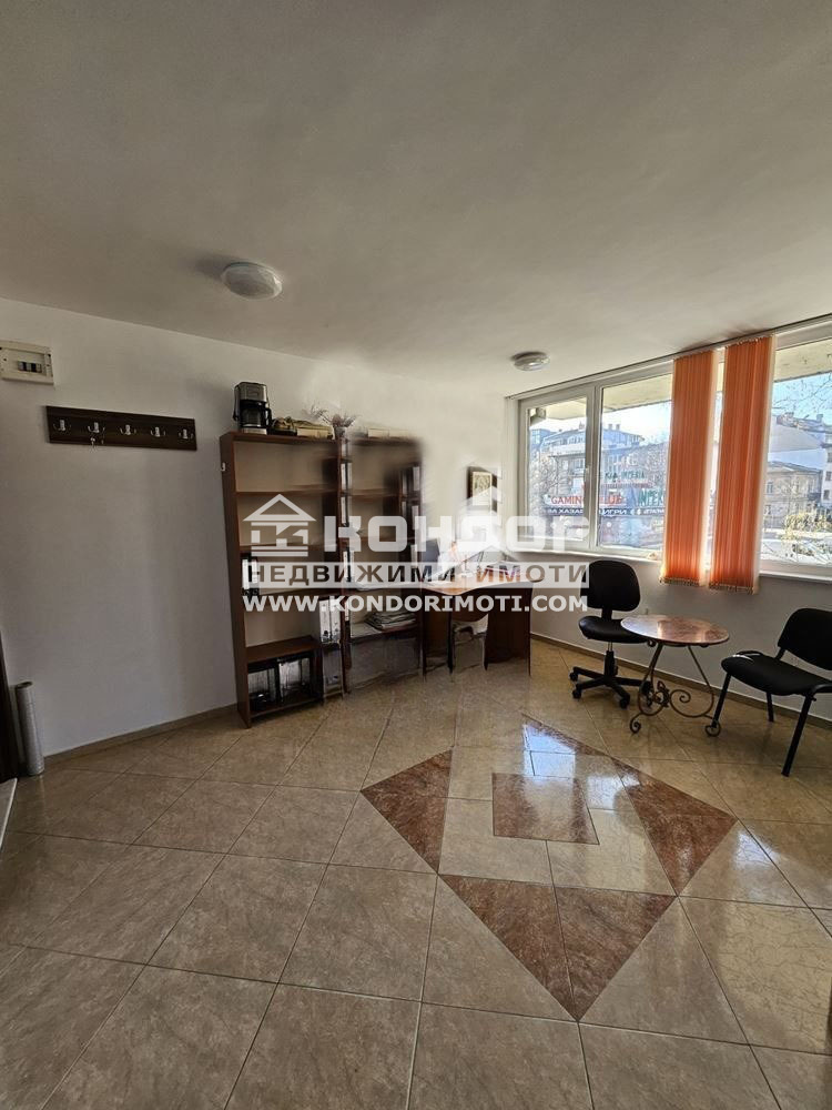 Продава ОФИС, гр. Пловдив, Кършияка, снимка 8 - Офиси - 54263085