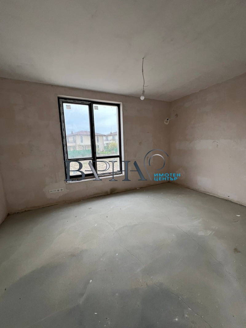 Продава КЪЩА, с. Приселци, област Варна, снимка 9 - Къщи - 52453091