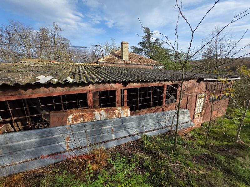 Продава СКЛАД, гр. Варна, Аспарухово, снимка 2 - Складове - 52484541