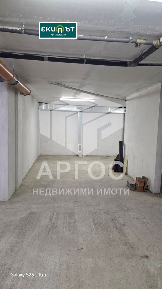 Продава ГАРАЖ, ПАРКОМЯСТО, гр. Варна, Център, снимка 7 - Гаражи и паркоместа - 55223162