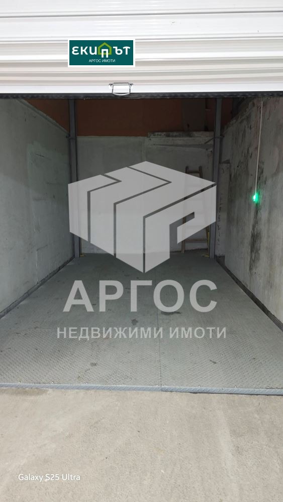 Продава ГАРАЖ, ПАРКОМЯСТО, гр. Варна, Център, снимка 5 - Гаражи и паркоместа - 55223162
