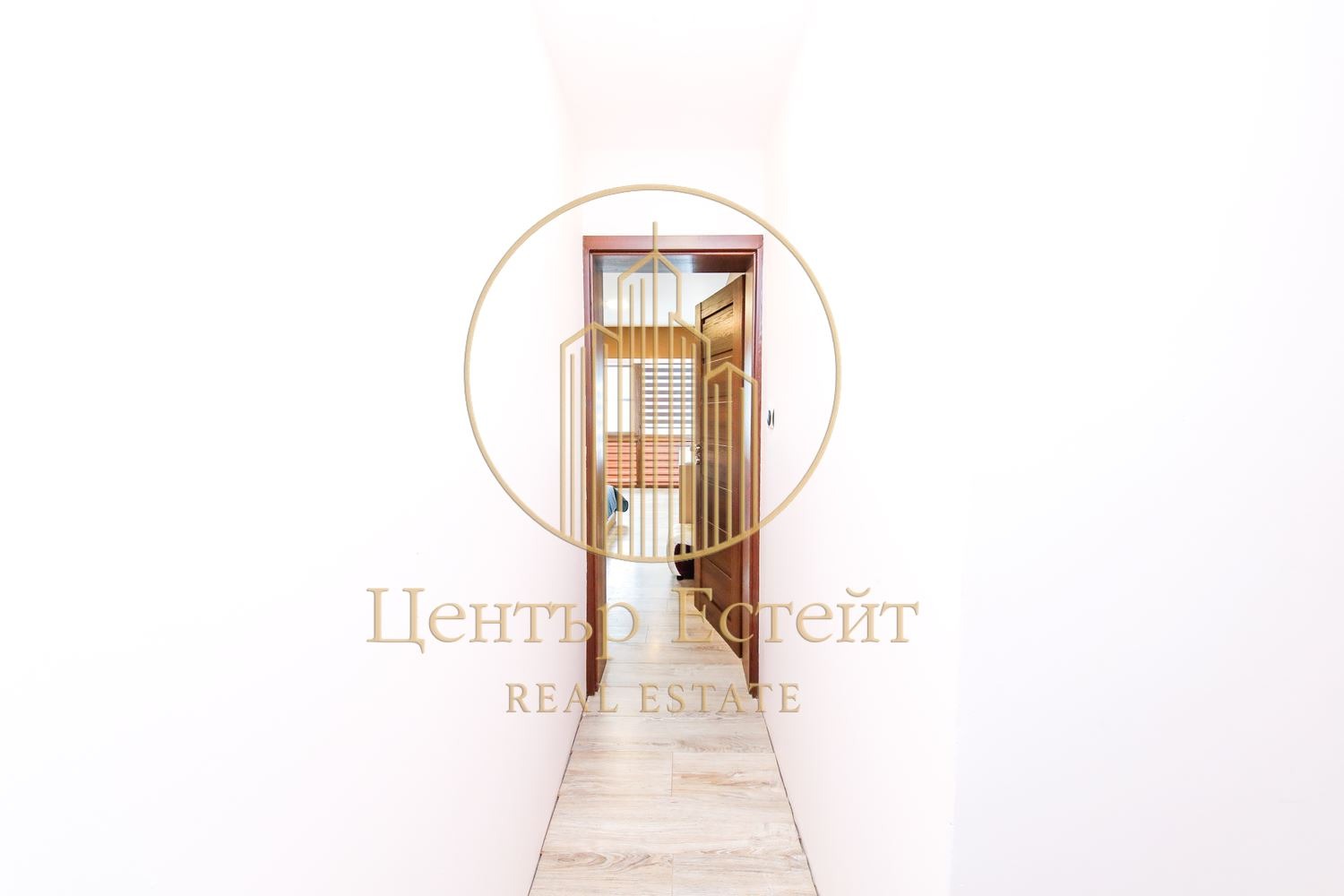 Продава 3-СТАЕН, гр. Плевен, Сторгозия, снимка 3 - Апартаменти - 53437673