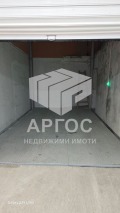Продава ГАРАЖ, ПАРКОМЯСТО, гр. Варна, Център, снимка 5