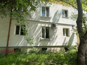 2-стаен град София, Красно село 8