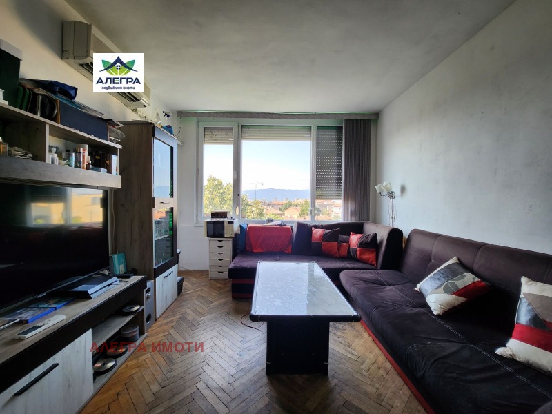 En venta  1 dormitorio Pazardzhik , Tsentar , 69 metros cuadrados | 15846004