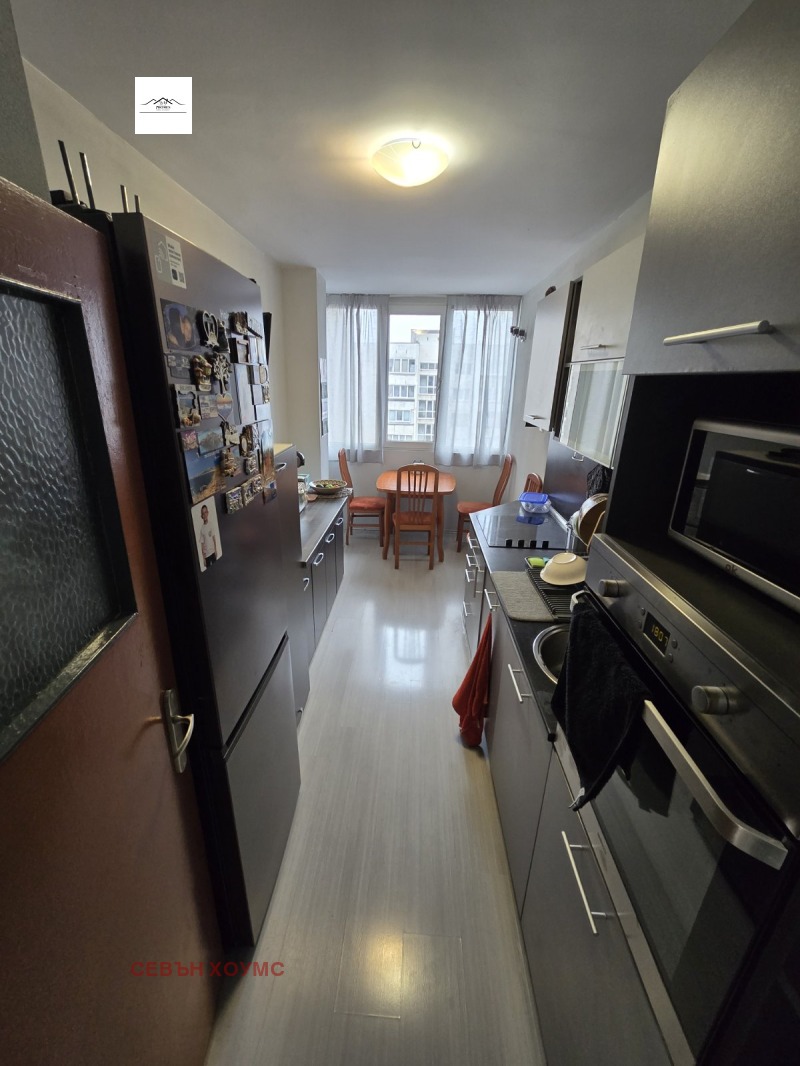 Продава 3-СТАЕН, гр. София, Банишора, снимка 3 - Апартаменти - 53220182