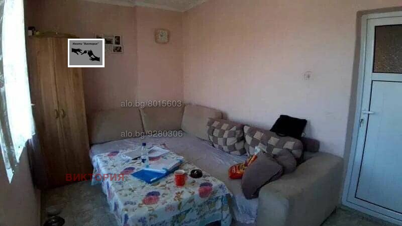 Продава  Етаж от къща град Пазарджик , Запад , 85 кв.м | 33919953