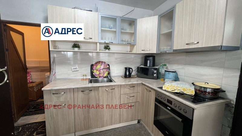 Продава КЪЩА, гр. Летница, област Ловеч, снимка 6 - Къщи - 48686094