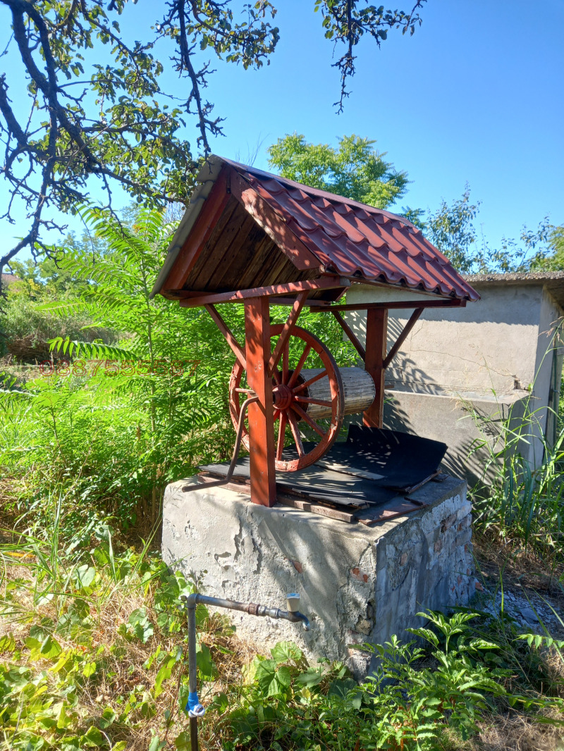 Продава КЪЩА, с. Овча могила, област Велико Търново