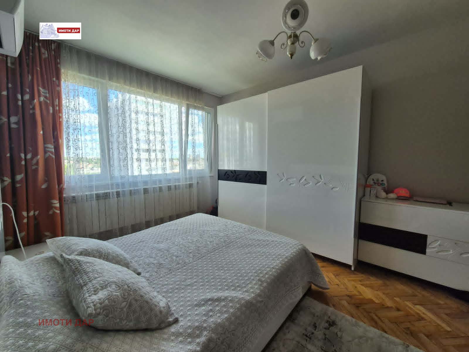 Продава 4-СТАЕН, гр. Добрич, Център, снимка 6 - Апартаменти - 54972123
