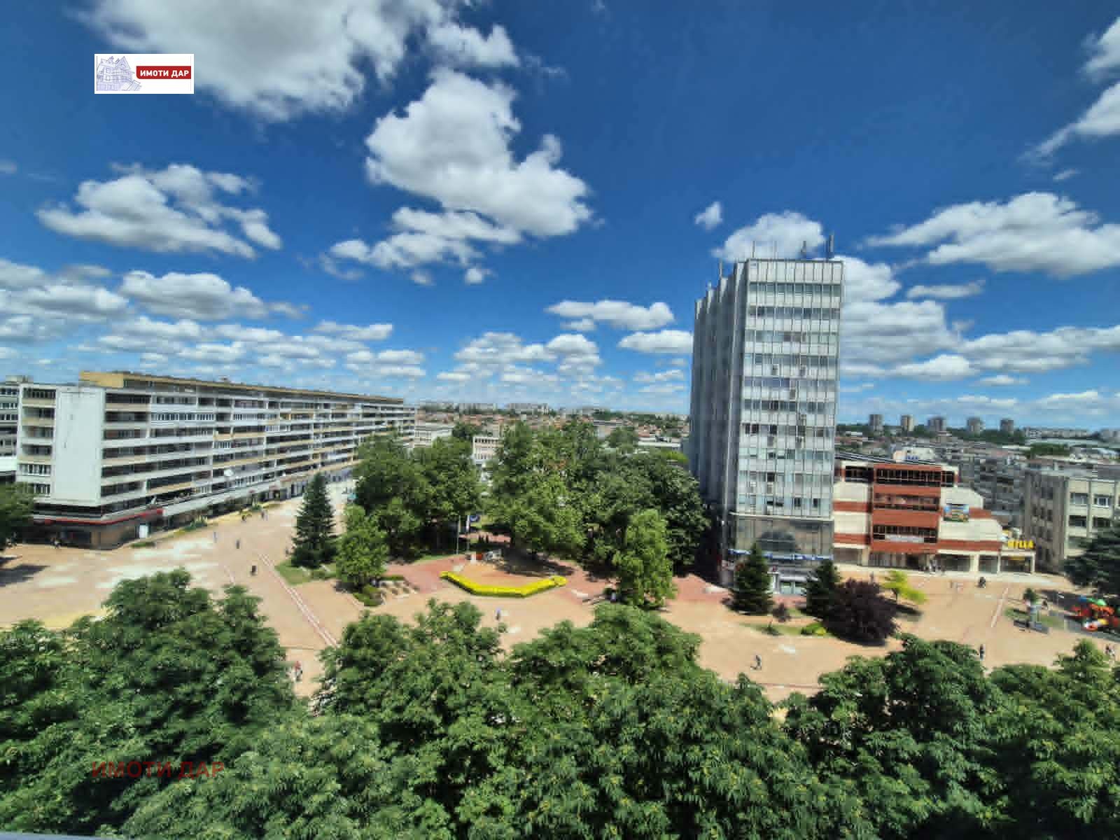 Продава 4-СТАЕН, гр. Добрич, Център, снимка 13 - Апартаменти - 54972123