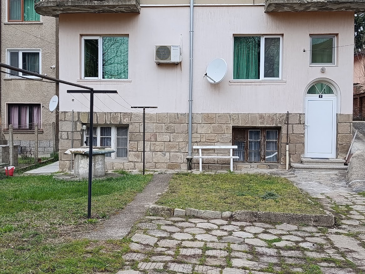 Продава ЕТАЖ ОТ КЪЩА, гр. София, гр. Банкя