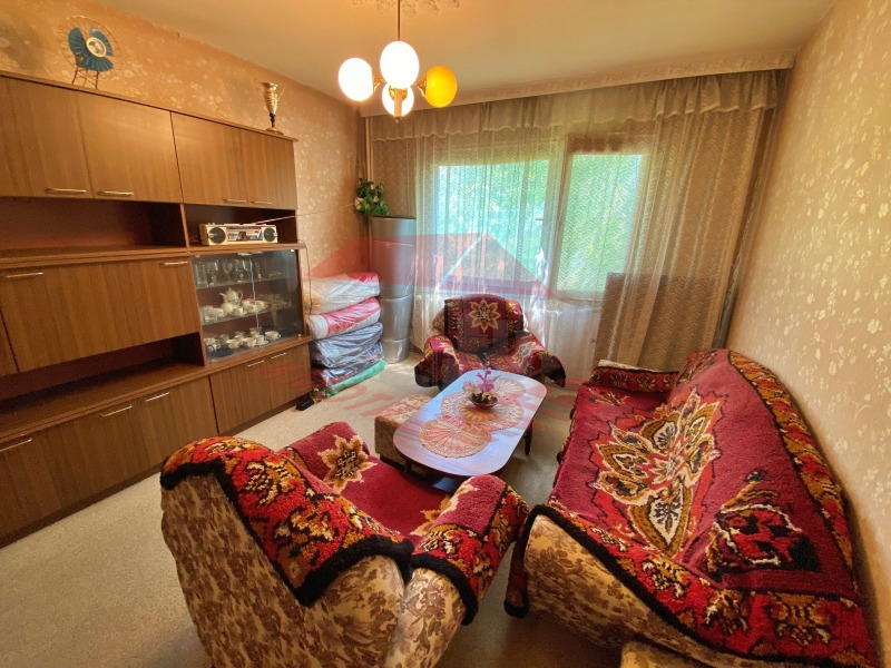 Продава 1-СТАЕН в град Шумен, Басейна - 40 кв.м / 74 000 € » 144 731.42 лв., ИМОТИ НАСТЕВ