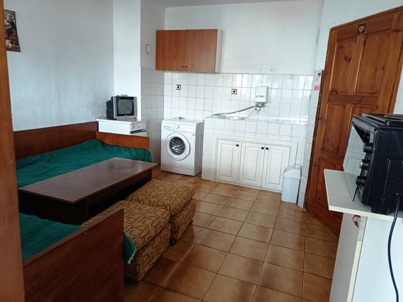 Продава  1-стаен град Благоевград , Широк център , 20 кв.м | 31929190 - изображение [2]