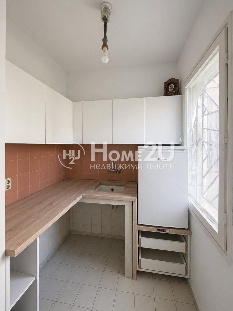 Продава 1-СТАЕН, гр. Пловдив, Кючук Париж, снимка 2 - Апартаменти - 54338555