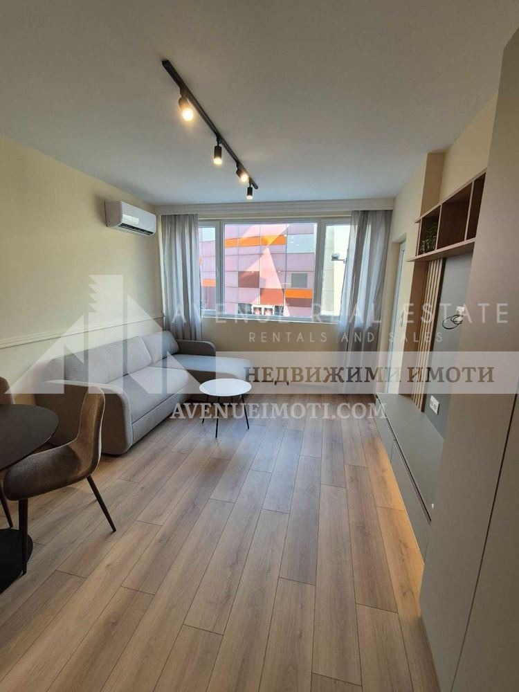 En venta  1 dormitorio Plovdiv , Sadiyski , 67 metros cuadrados | 86411063