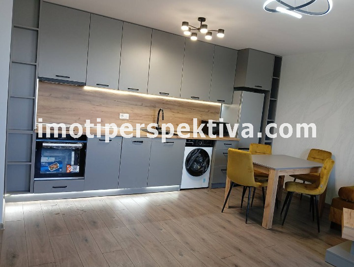 Продава 2-СТАЕН, гр. Пловдив, Кючук Париж, снимка 2 - Апартаменти - 54759694