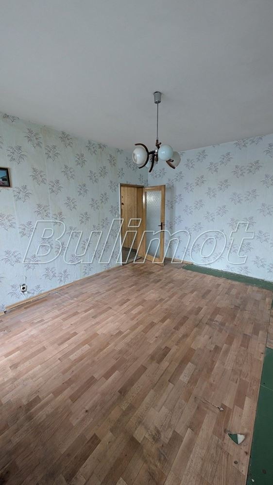 Продава 3-СТАЕН, гр. Варна, Младост 2, снимка 2 - Апартаменти - 54022579