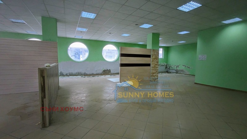 Продава МАГАЗИН, гр. Велико Търново, Колю Фичето, снимка 5 - Магазини - 52649307