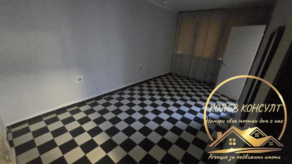 Продава 3-СТАЕН, гр. Димитровград, област Хасково, снимка 2 - Апартаменти - 54047089