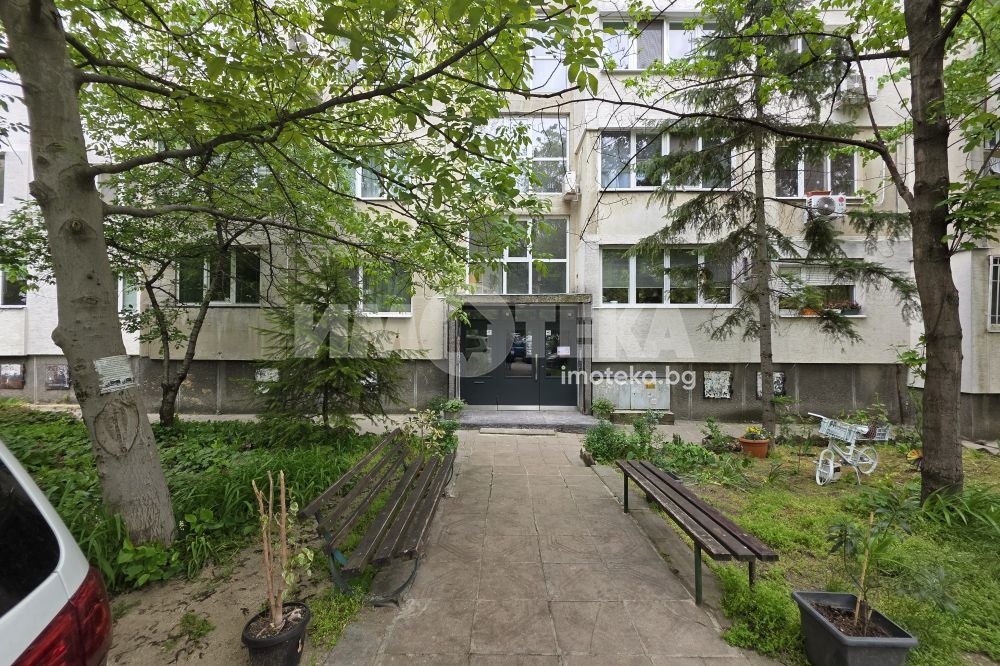Продава 3-СТАЕН, гр. София, Света Троица, снимка 17 - Апартаменти - 54686161