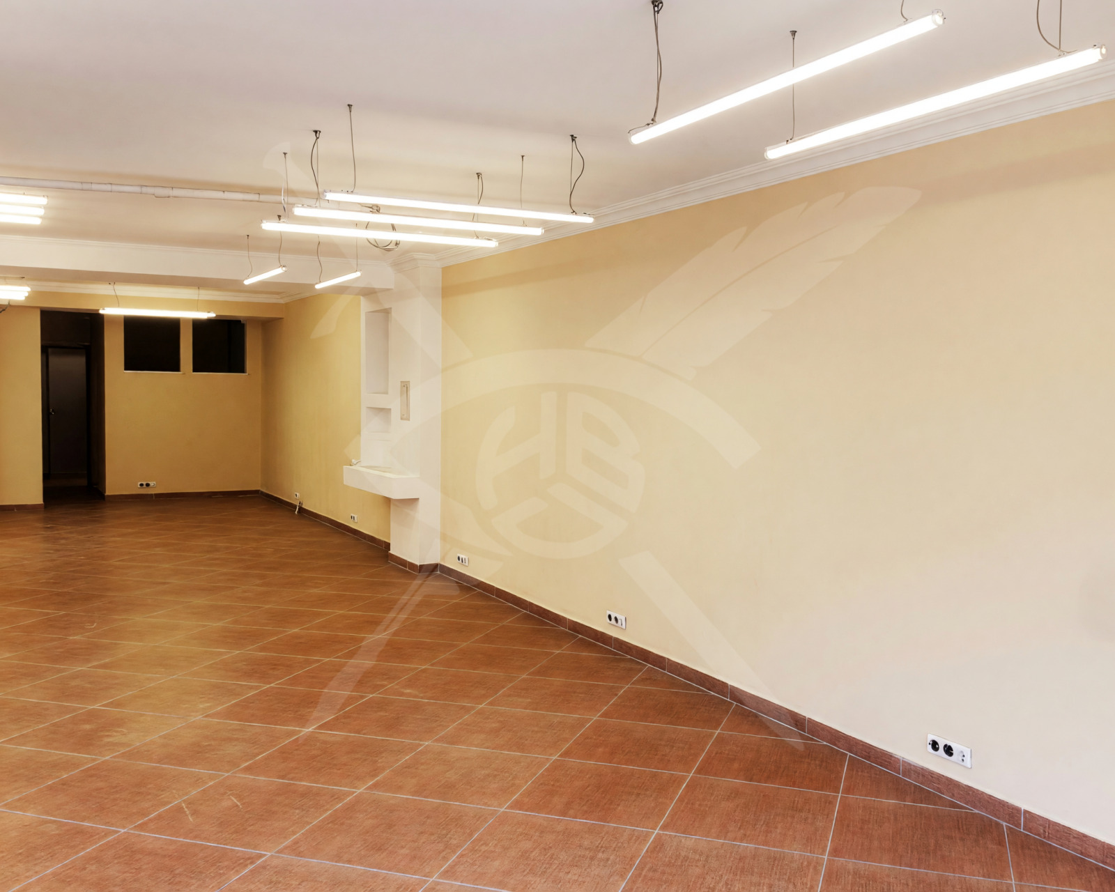 Продава ОФИС, гр. Бургас, Лазур