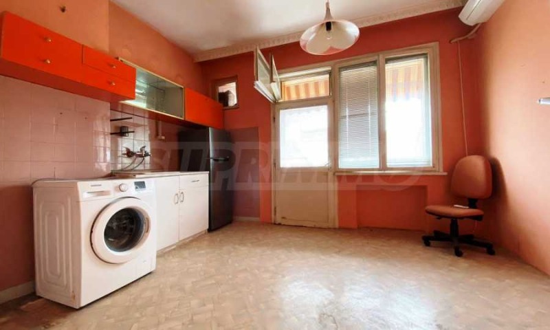 Te koop  2 slaapkamers Plovdiv , Tsentar , 128 m² | 37526924 - afbeelding [4]