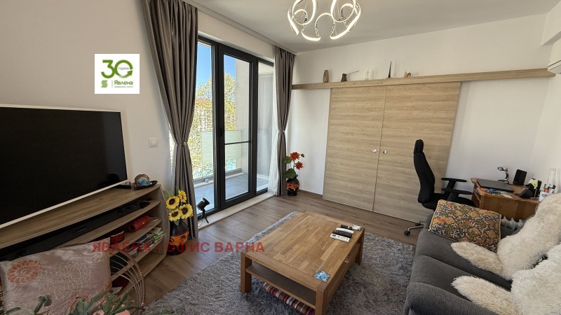 Myytävänä  2 makuuhuonetta Varna , k.k. Sv.Sv. Konstantin i Elena , 74 neliömetriä | 91603510 - kuva [7]