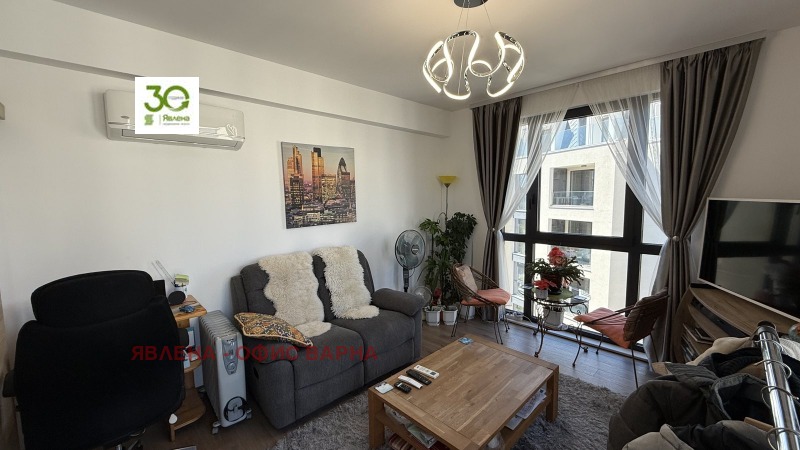 Myytävänä  2 makuuhuonetta Varna , k.k. Sv.Sv. Konstantin i Elena , 74 neliömetriä | 91603510 - kuva [8]