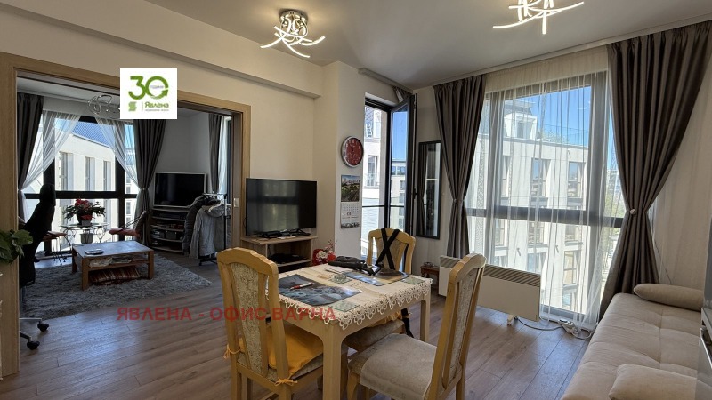 Myytävänä  2 makuuhuonetta Varna , k.k. Sv.Sv. Konstantin i Elena , 74 neliömetriä | 91603510 - kuva [3]