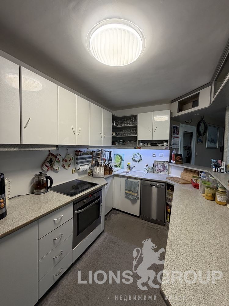 Продава КЪЩА, гр. Варна, Аспарухово, снимка 11 - Къщи - 53995073