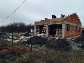 Casa Bozhurishte, región Sofia 7