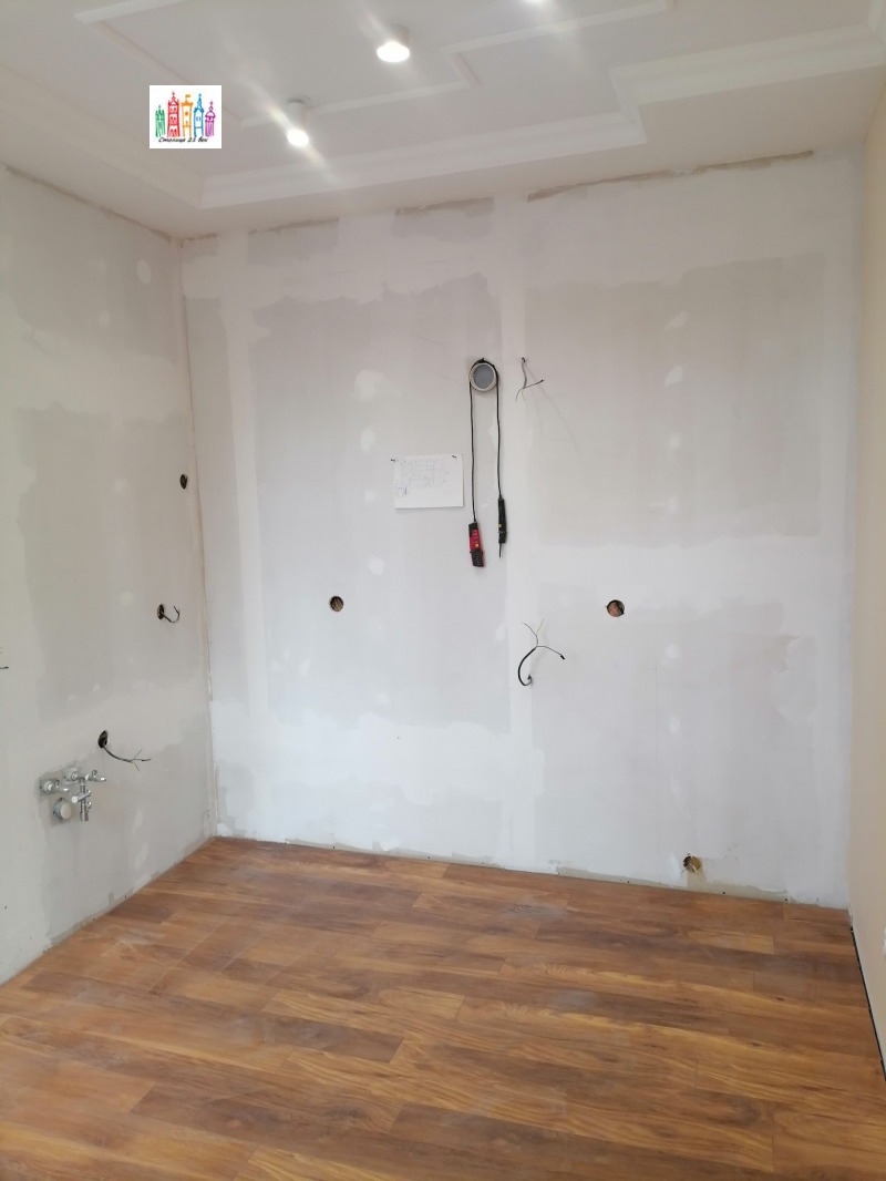 Продава 1-СТАЕН, гр. Перник, Център, снимка 2 - Апартаменти - 53348522