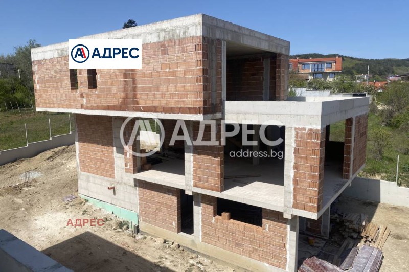 Na sprzedaż  Dom Warna , m-t Dolna Traka , 304 mkw | 98972031 - obraz [2]