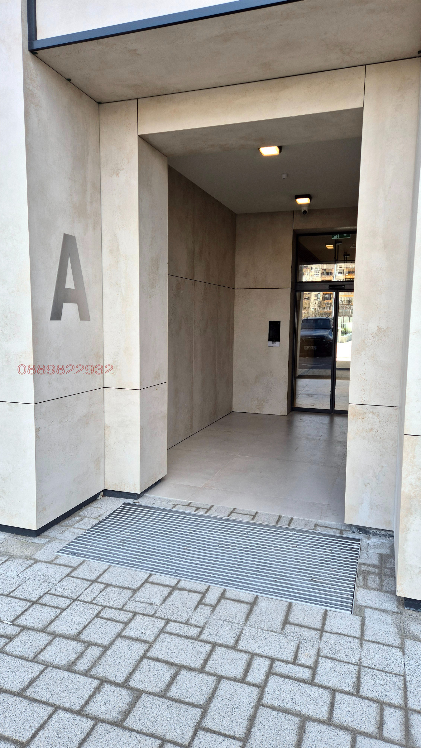 Продава 2-СТАЕН, гр. София, Банишора, снимка 2 - Апартаменти - 54930418