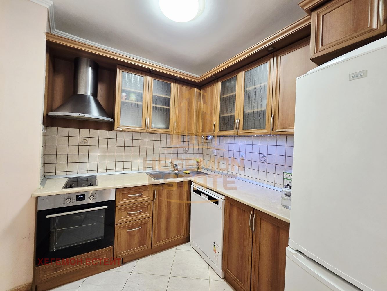 Продава 3-СТАЕН, гр. Варна, Център, снимка 4 - Апартаменти - 55985695