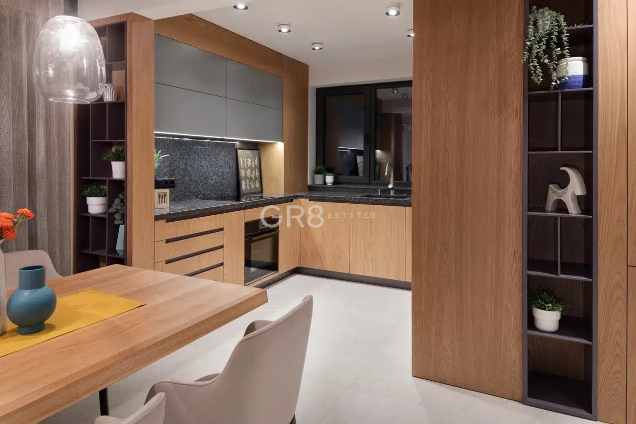 Продава КЪЩА, гр. София, Малинова долина, снимка 2 - Къщи - 54497258