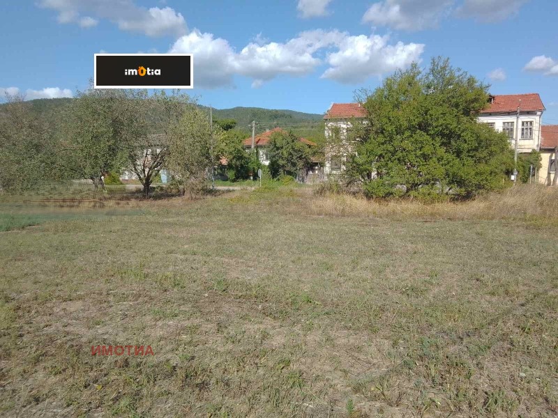 Продава ПАРЦЕЛ в област Ловеч, гр. Троян - 2649 кв.м / 65 000 € » 127 128.95 лв., ИМОТИА