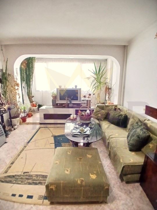 Eladó  1 hálószoba Sofia , Ljulin 3 , 85 négyzetméter | 11231388