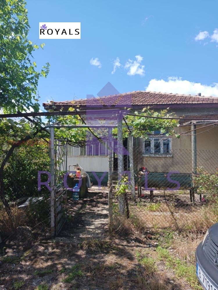 Продава КЪЩА, с. Солник, област Варна, снимка 2 - Къщи - 56697717