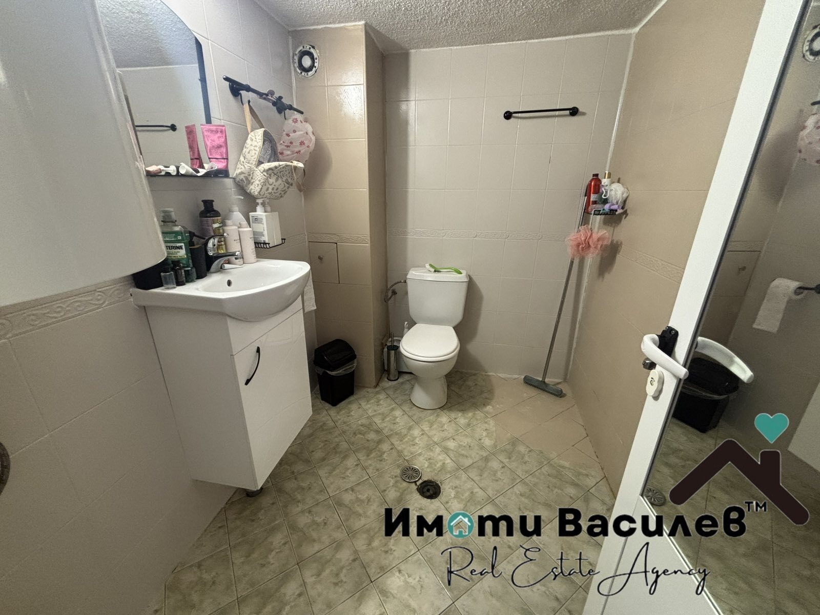 Продава МНОГОСТАЕН, гр. София, Люлин 6, снимка 9 - Апартаменти - 54603285