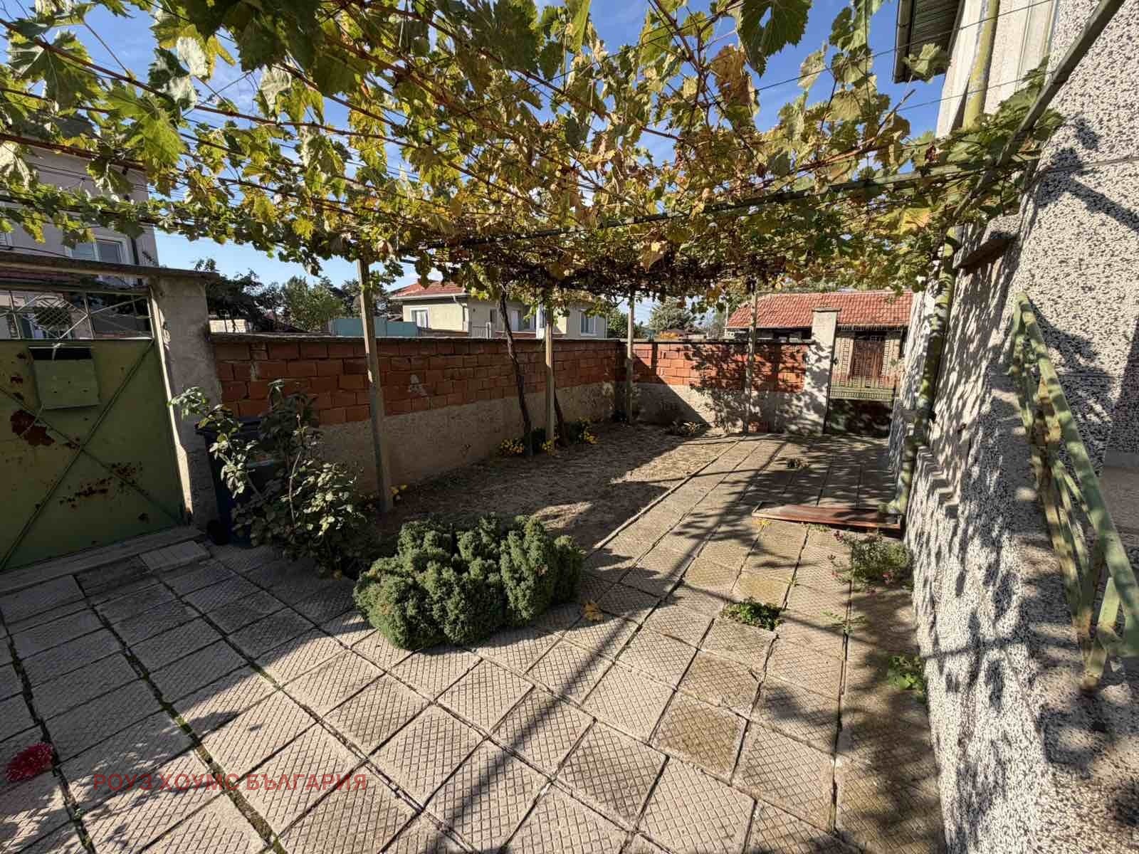 Продава КЪЩА, с. Граф Игнатиево, област Пловдив, снимка 3 - Къщи - 56660187