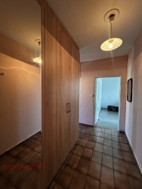 1 chambre Lyulin 9, Sofia 10