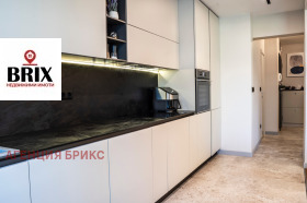 3-стаен град Русе, Център 7