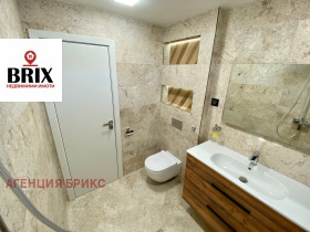 3-стаен град Русе, Център 15