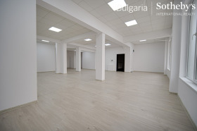 ОФИС, 500 m2