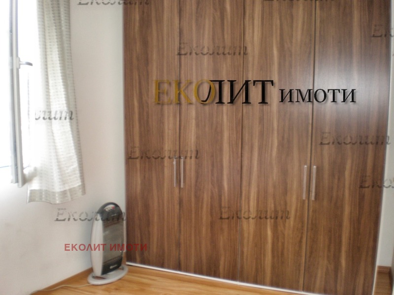 Продава 2-СТАЕН, гр. София, Гоце Делчев, снимка 2 - Aпартаменти - 48249272