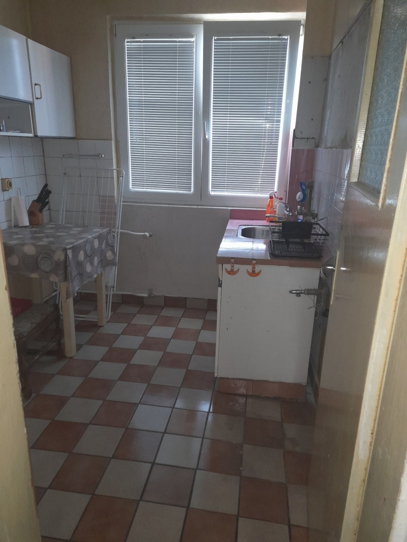 De vânzare  1 dormitor Sofia , Mladost 1 , 77 mp | 73401168 - imagine [8]