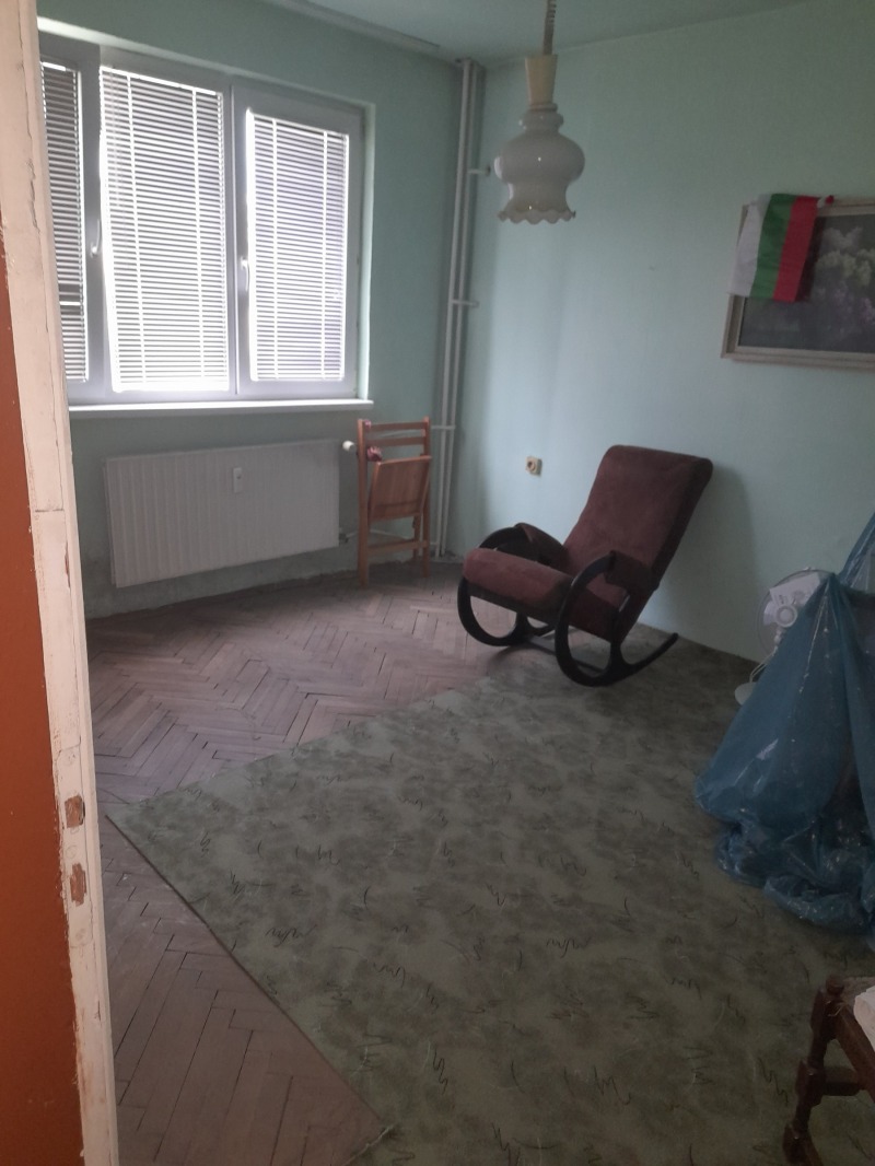 De vânzare  1 dormitor Sofia , Mladost 1 , 77 mp | 73401168 - imagine [12]