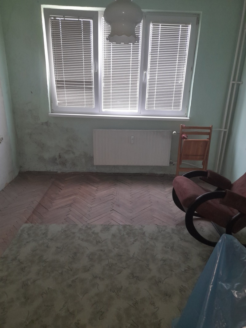De vânzare  1 dormitor Sofia , Mladost 1 , 77 mp | 73401168 - imagine [13]
